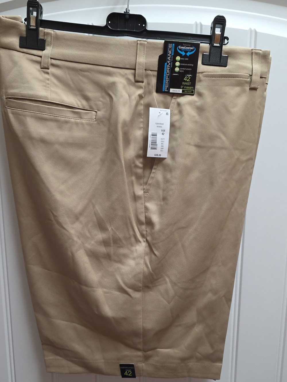 NWT Men's Tan Performance Stretch Shorts 42